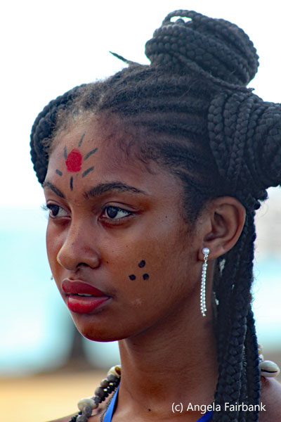 girl 1