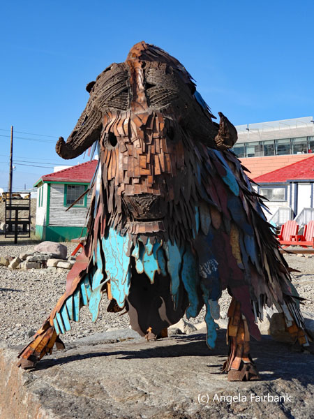 metal muskox sculpture 2