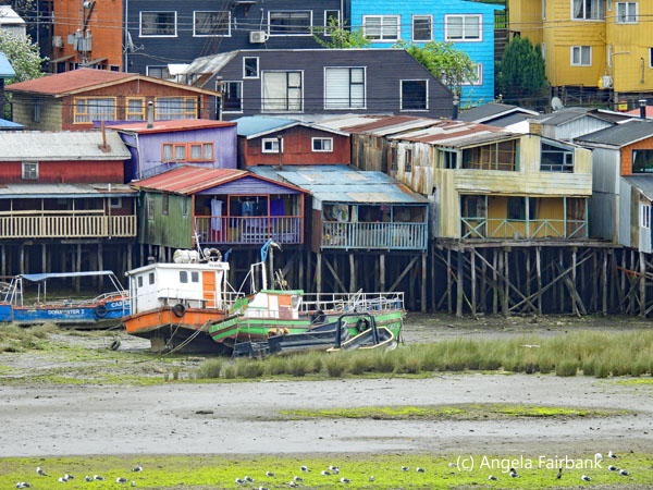 gamboa stilt houses