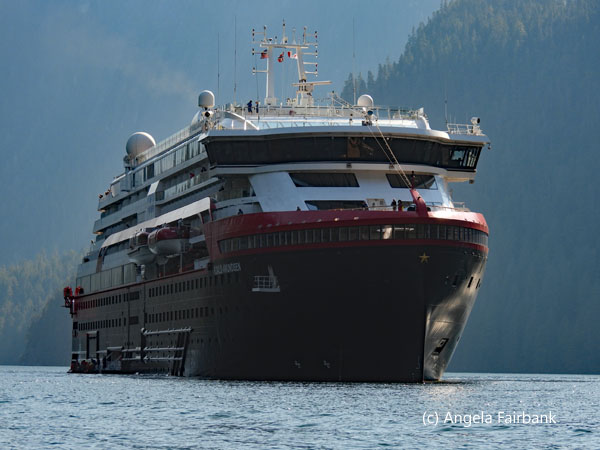 ms roald amundsen
