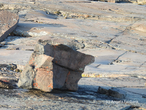 rock on rocks