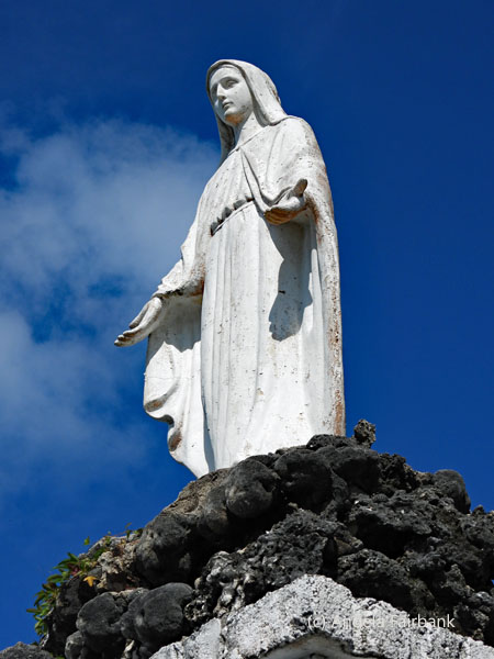 statue of mary