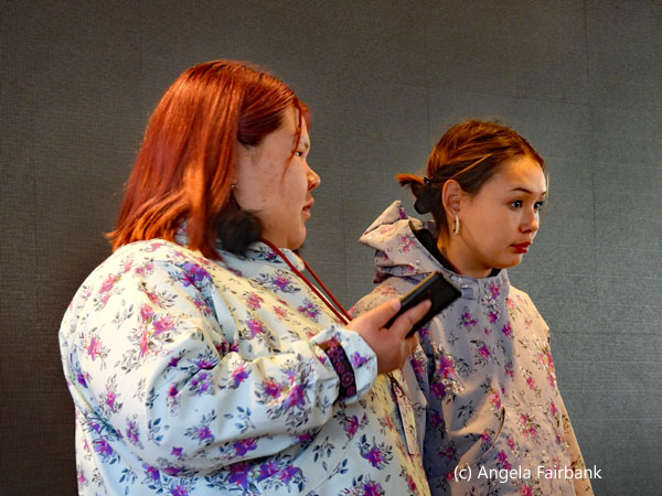 2 young female dancers